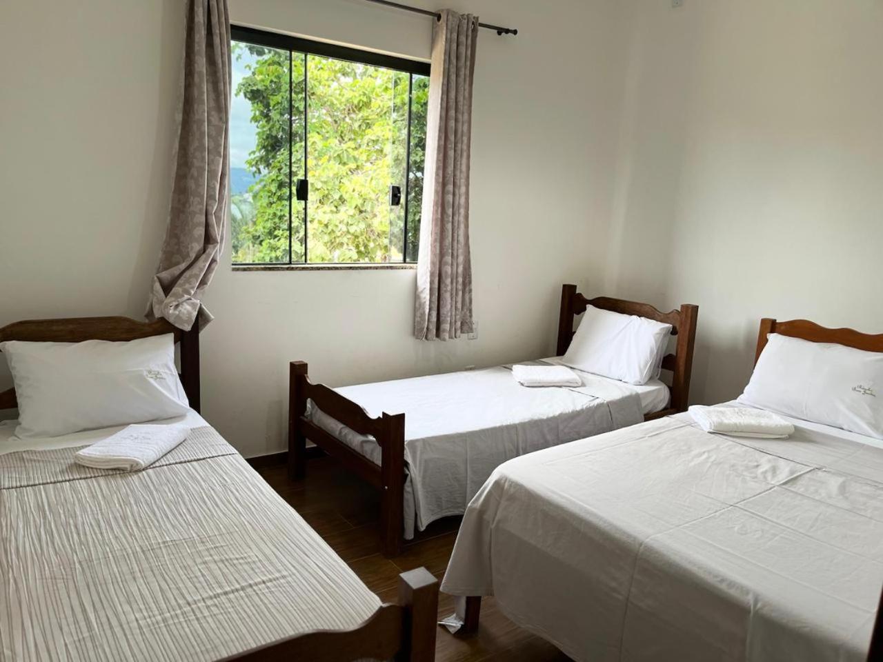 Casa Com Piscina Vista Para Lago, 03 Quartos Confortaveis Capitolio Bagian luar foto