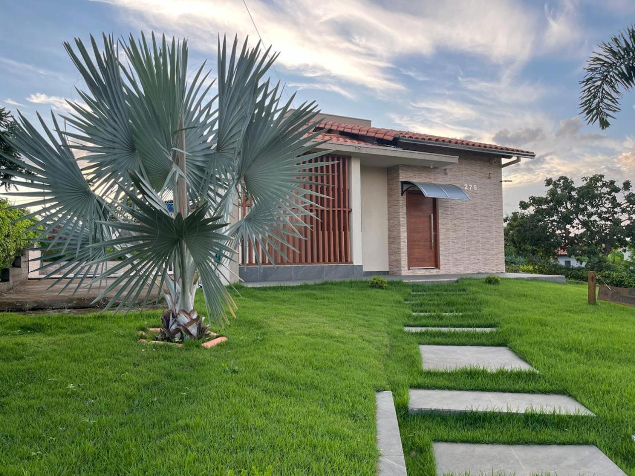 Casa Com Piscina Vista Para Lago, 03 Quartos Confortaveis Capitolio Bagian luar foto