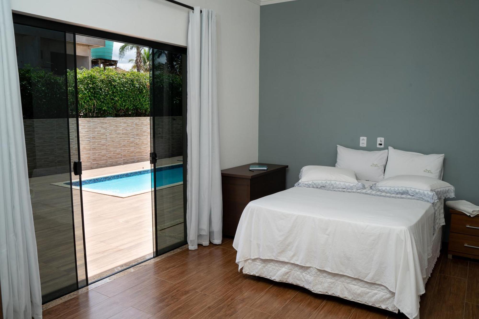 Casa Com Piscina Vista Para Lago, 03 Quartos Confortaveis Capitolio Bagian luar foto