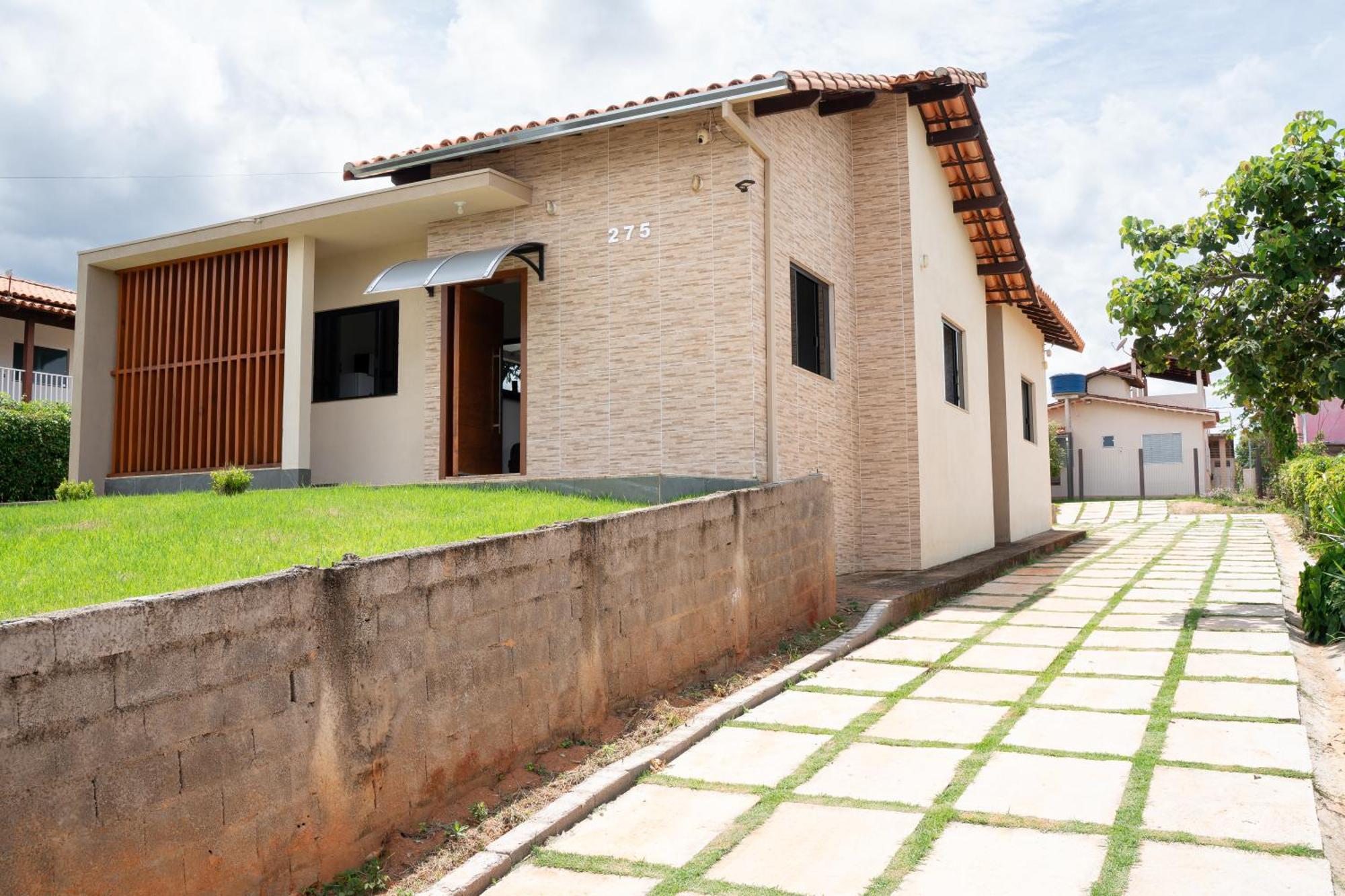 Casa Com Piscina Vista Para Lago, 03 Quartos Confortaveis Capitolio Bagian luar foto