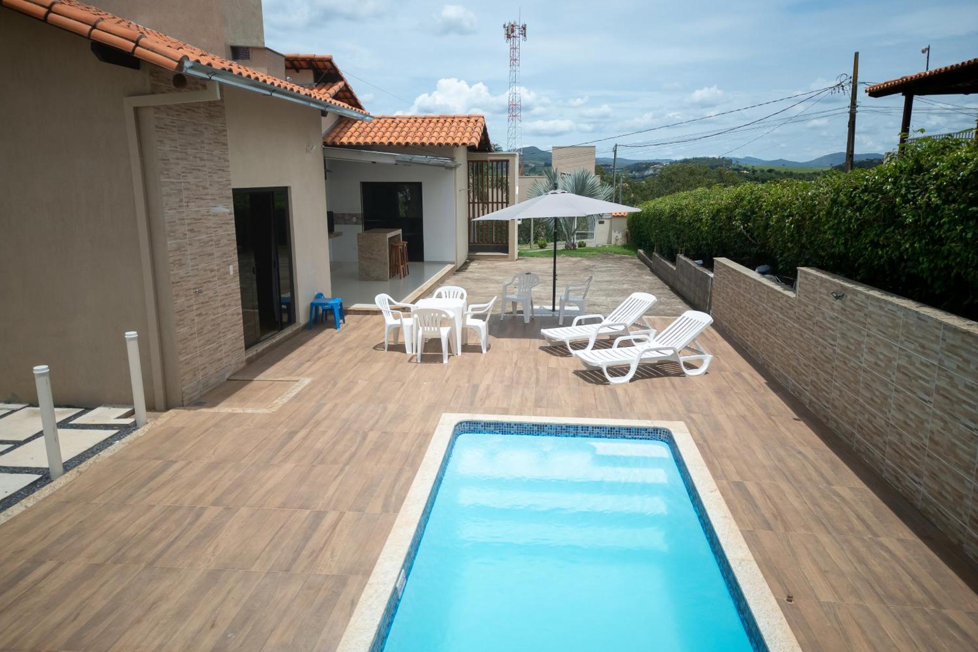Casa Com Piscina Vista Para Lago, 03 Quartos Confortaveis Capitolio Bagian luar foto
