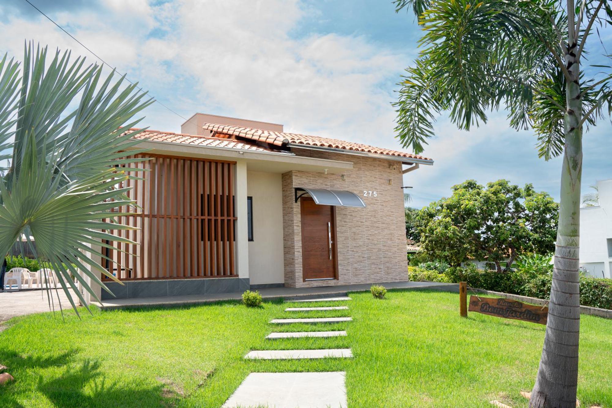 Casa Com Piscina Vista Para Lago, 03 Quartos Confortaveis Capitolio Bagian luar foto